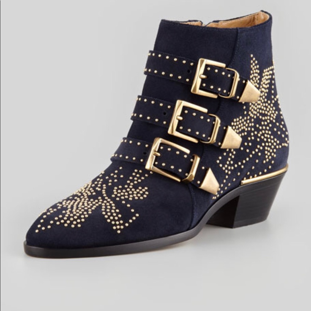 Chloe Suzanna navy suede booties
